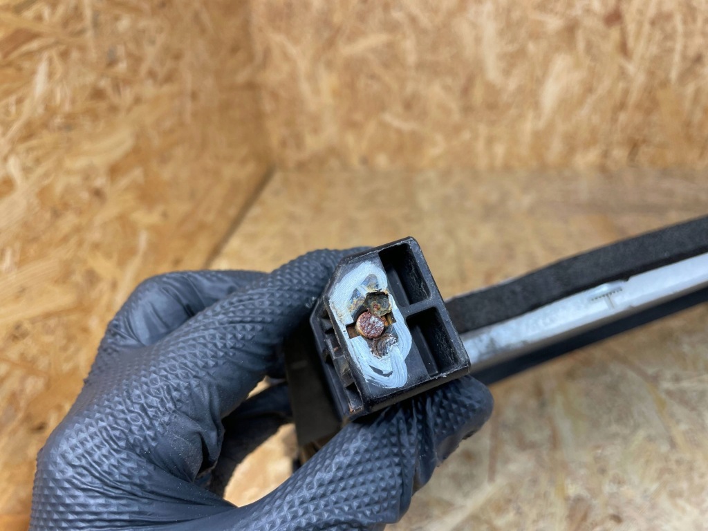 Радиатор воды bmw f39 f40 f45 f48 mini f55 f56 f57 f60 7617633 в Украине