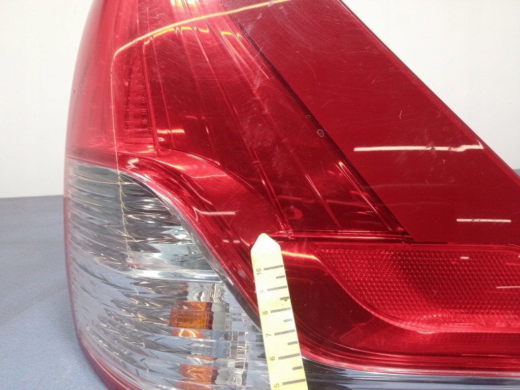 фото №7, Honda cr-v iv 12- лампа задня права нижня stanley w0649