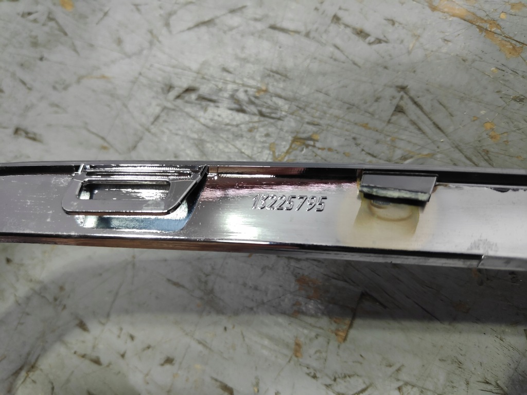 фото №7, Opel astra h решётка радиатора молдинг хром перед 13225795