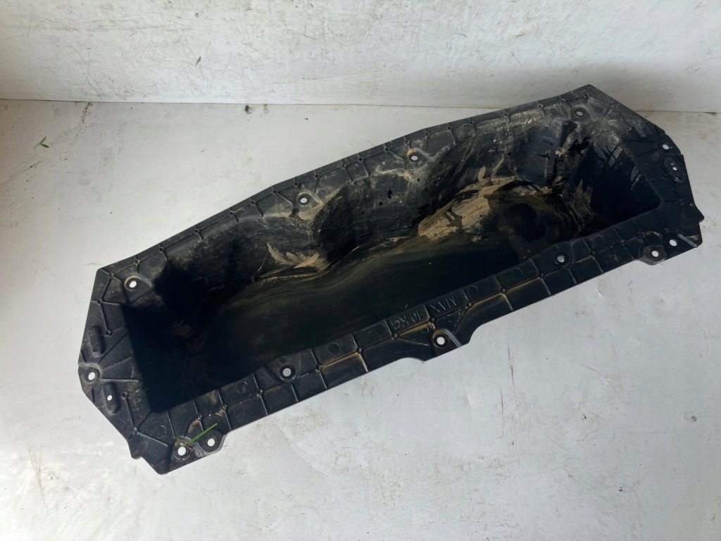 Купить Поддон ниша багажника renault megane v e-tech 849756612r