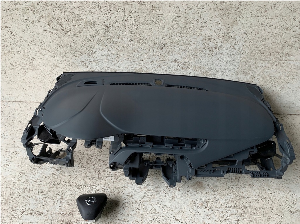 фото №1, Opel ampera ampera-a консоль панель приладів приладова