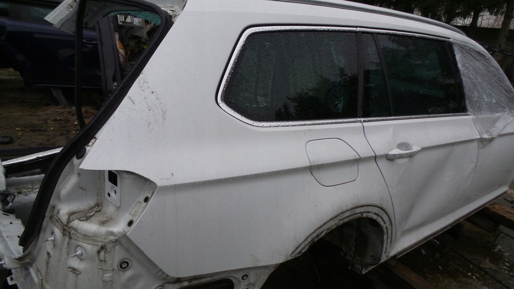 фото №1, Порог правый задняя passat b8 kombi белый правая четверть порог порог правый kombi