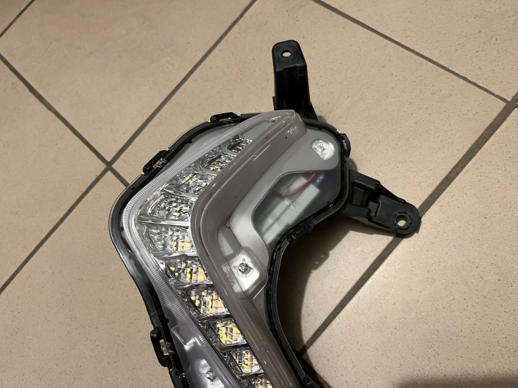 Hyundai tucson 3 3 рестайлинг  n противотуманная фара led drl левый в Украине