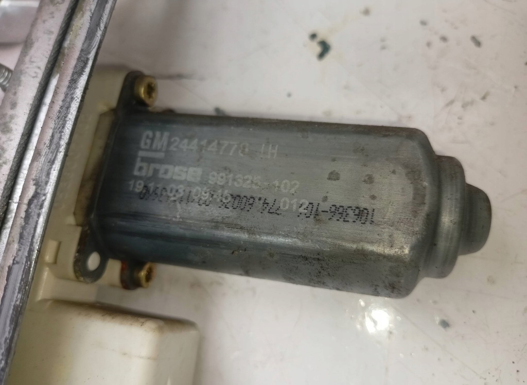 Element механизма стекло левый задний  opel signum в Украине