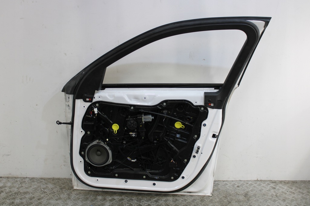 фото №3, Дверь правый перед передние alfa romeo stelvio