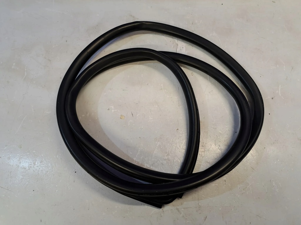 фото №3, Lexus rx 450h 2021 po правая уплотнители