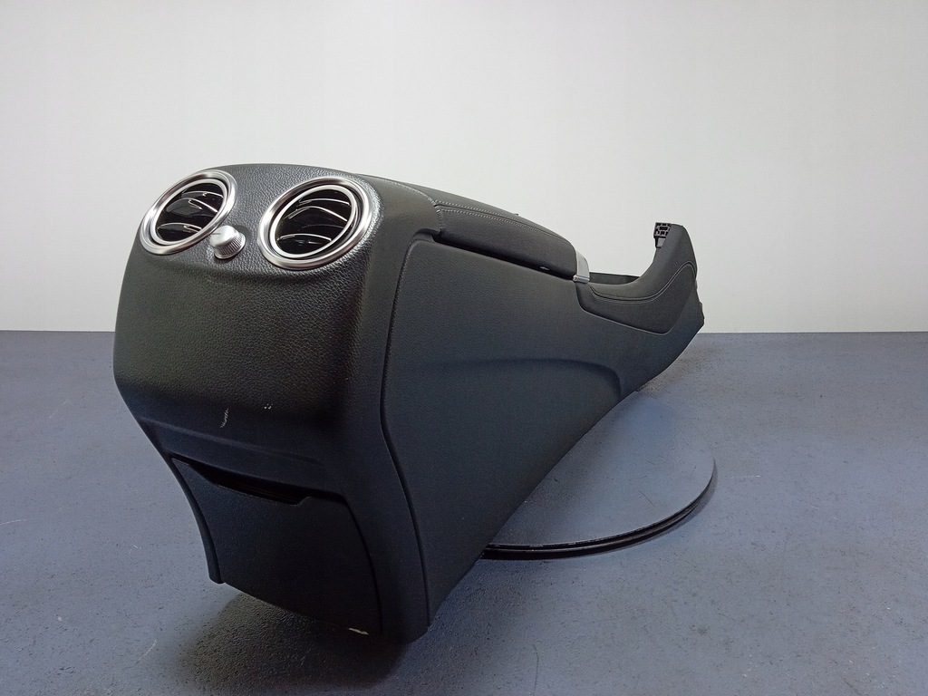 фото №4, Mercedes glc w253 туннель средний подлокотник