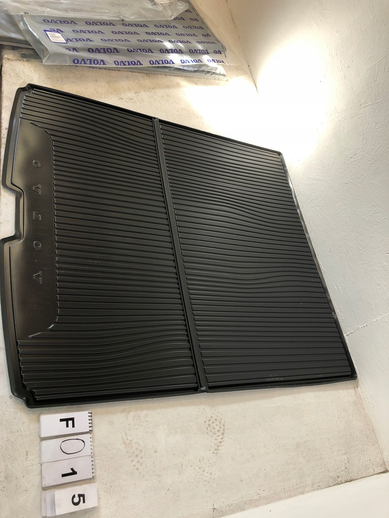 фото №6, Volvo xc90 ii килимок/обшивка do багажника