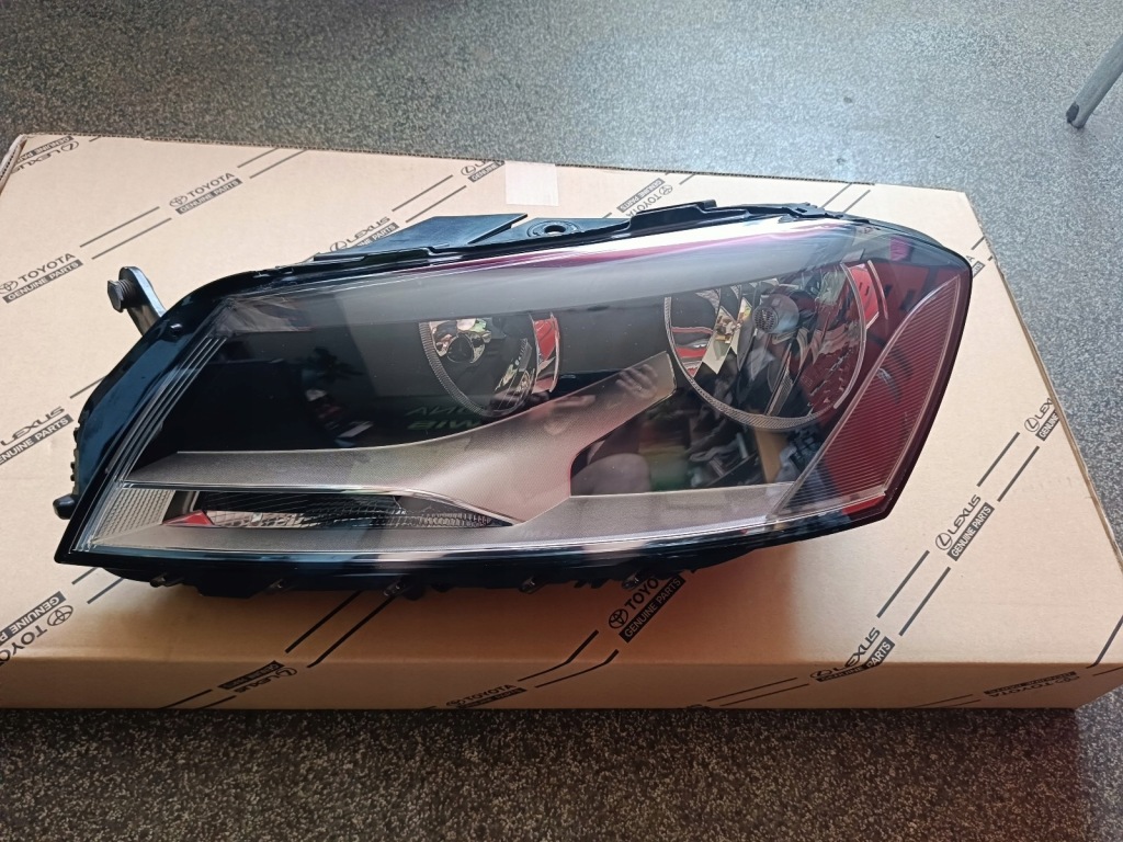 фото №1, Фара лівий лампа звичайна vw passat b7 3ab941005