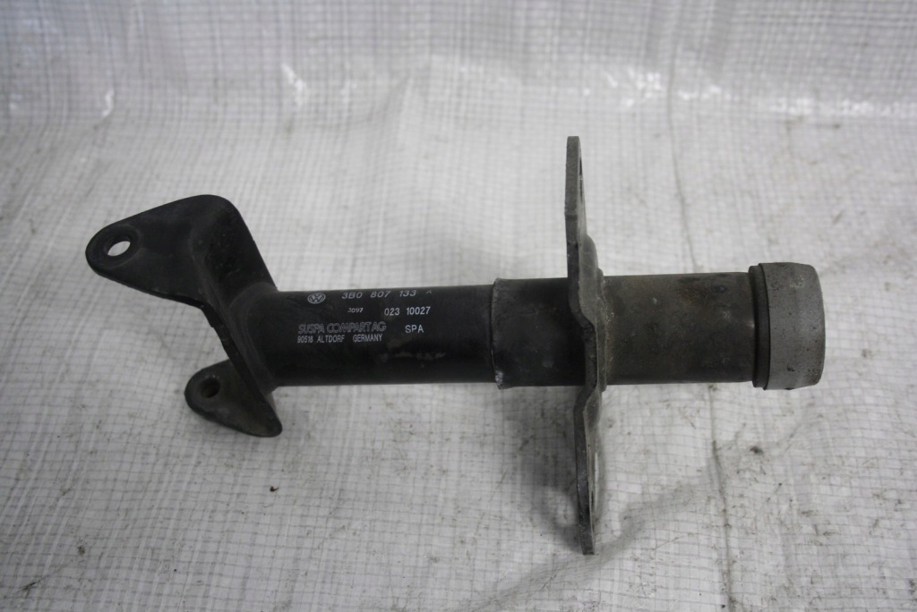 фото №1, Passat b5 зона деформации правая отбойник 3b0807134a