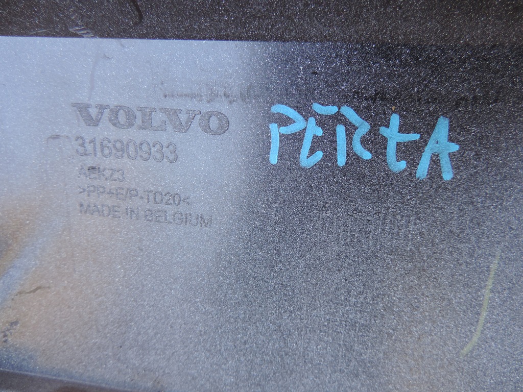 фото №15, Volvo xc40 xc-40 lift 2022 2023 передний бампер перед