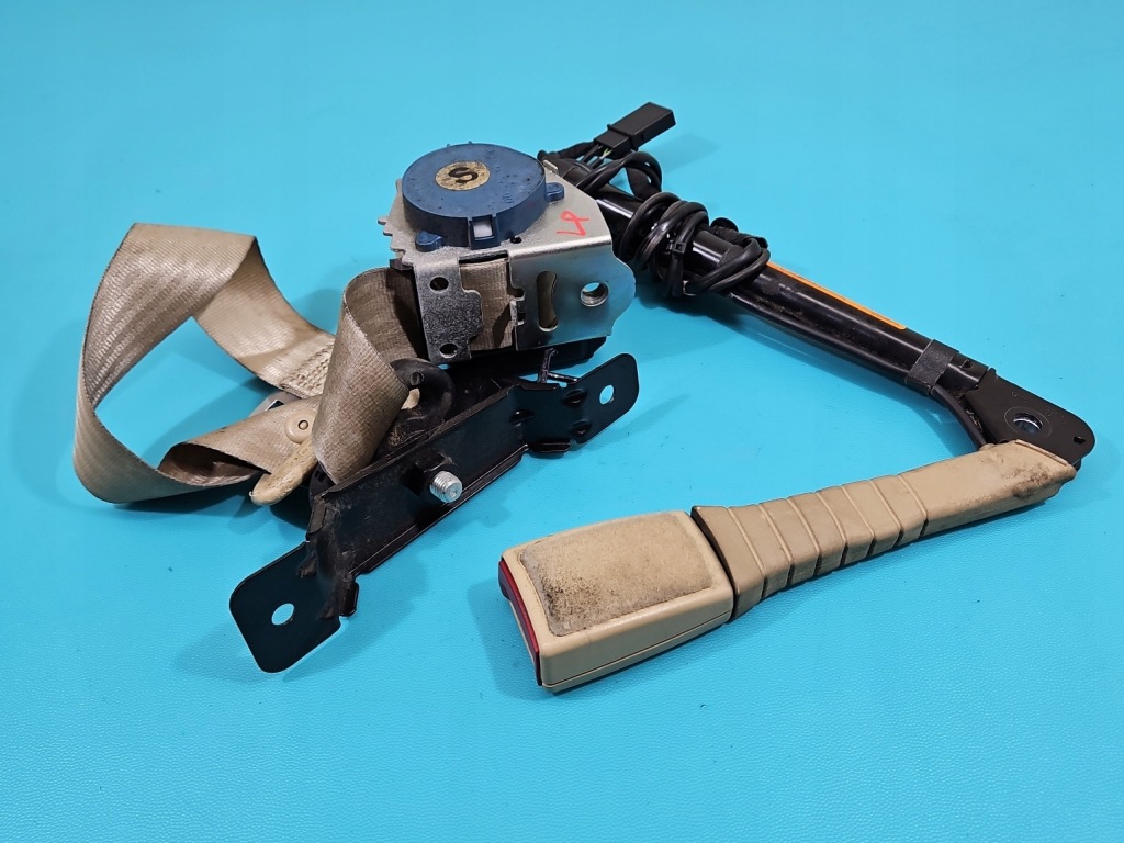 фото №1, Pas безопасности перед левый водителя натяжитель alfa romeo 159 eu