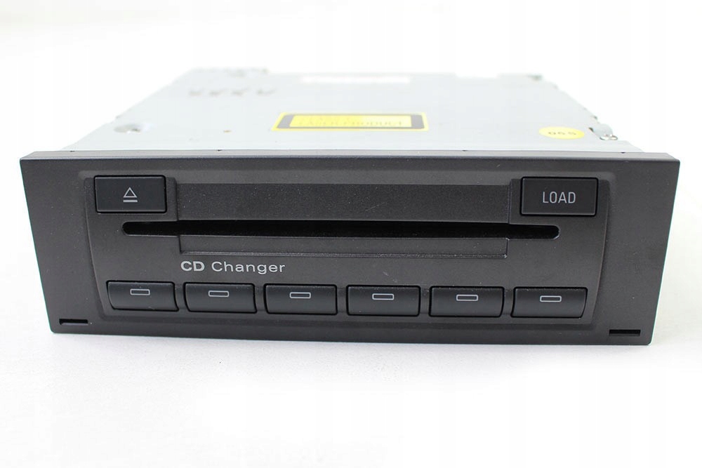 фото №10, Audi оригінальний номер 8e0035111d