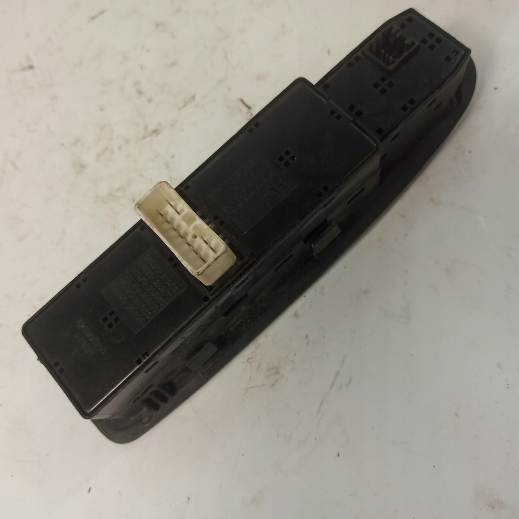 фото №16, Hyundai elantra перемикач вікон 935702d100 621w03580 620w05290