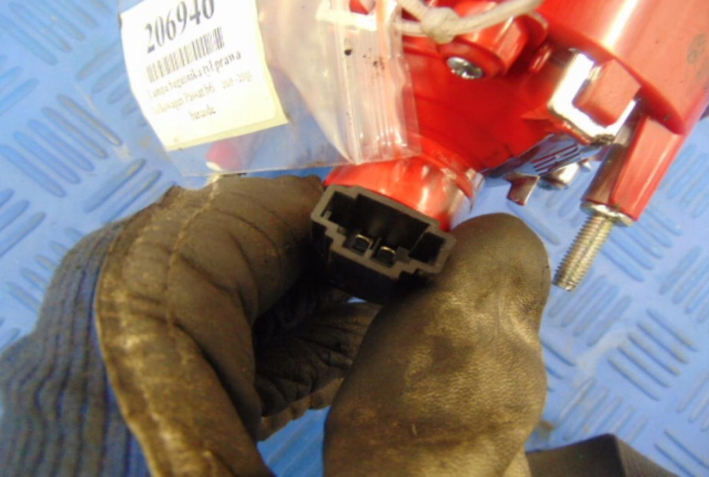 фото №5, Volkswagen passat b6 sedan лампа багажника права задня