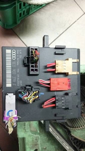 Купити Модуль 8e0907279f audi a4 b6