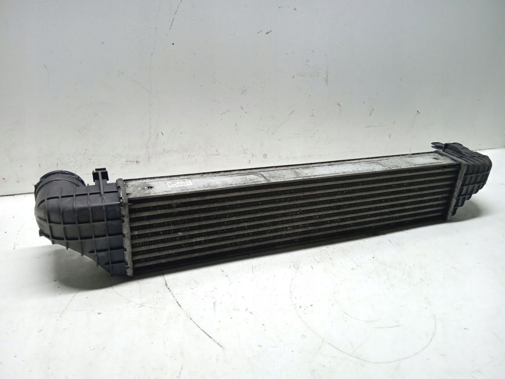 Радиатор интеркулер mercedes clk w209 320 cdi Оригинал