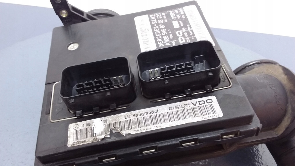 Mercedes w168 1.6b блок управления бортовой компьютер двигателя a0265450732 Недорого
