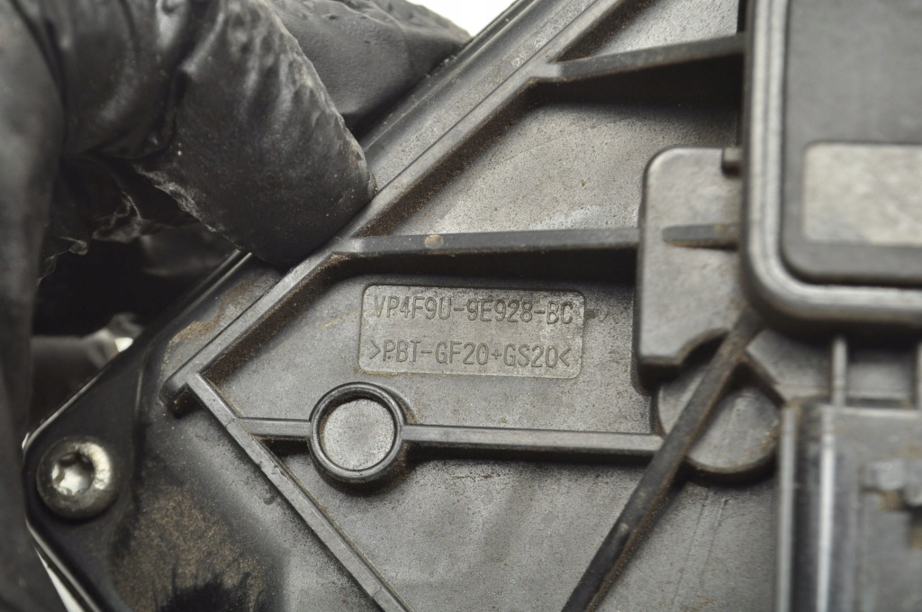 Ford focus mk2 1.6 дроссельная заслонка vp4f9u-9e928-bc vp2s6u-9e927-f с Разборки