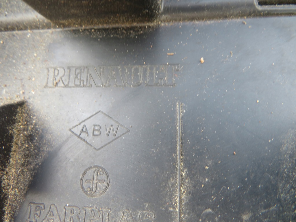 фото №8, Clio iv молдинг правый перед 808774646r