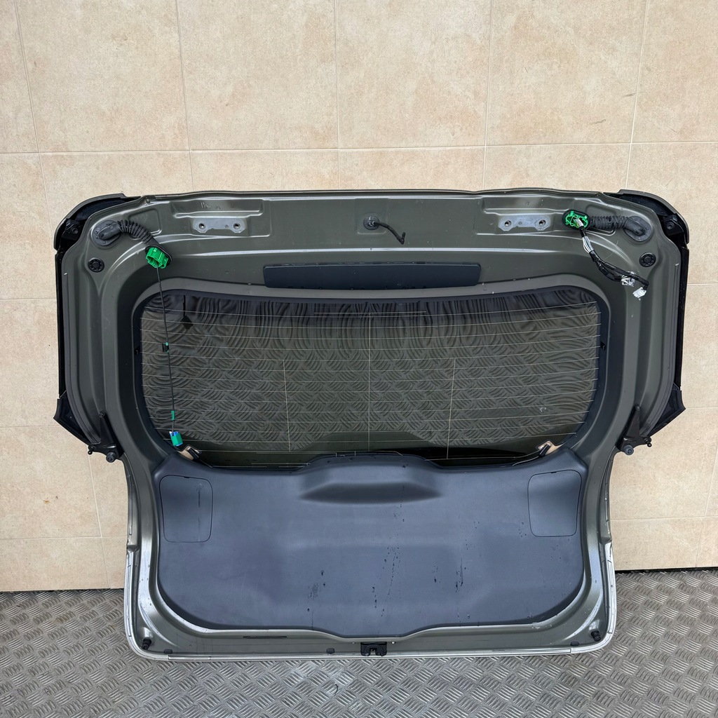 фото №6, Крышка багажника задняя комплектная toyota yaris cross hybrid 2023 rok камера