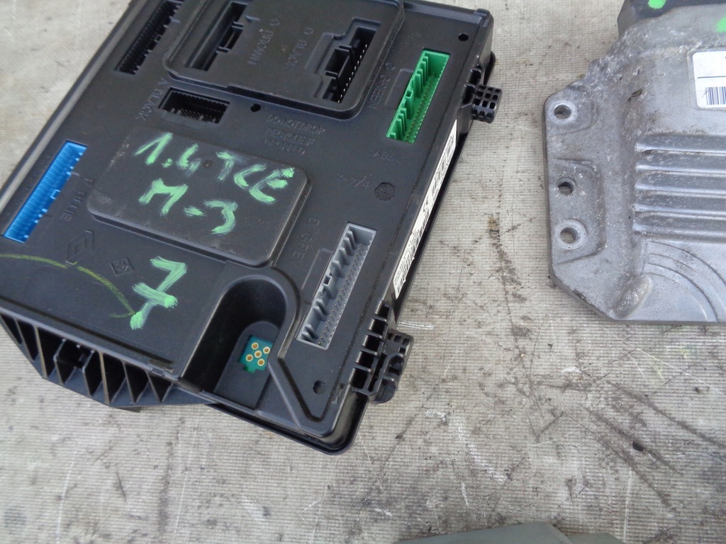 фото №4, Набір стартовий бортовий комп'ютер renault megane 3 1.4 tce