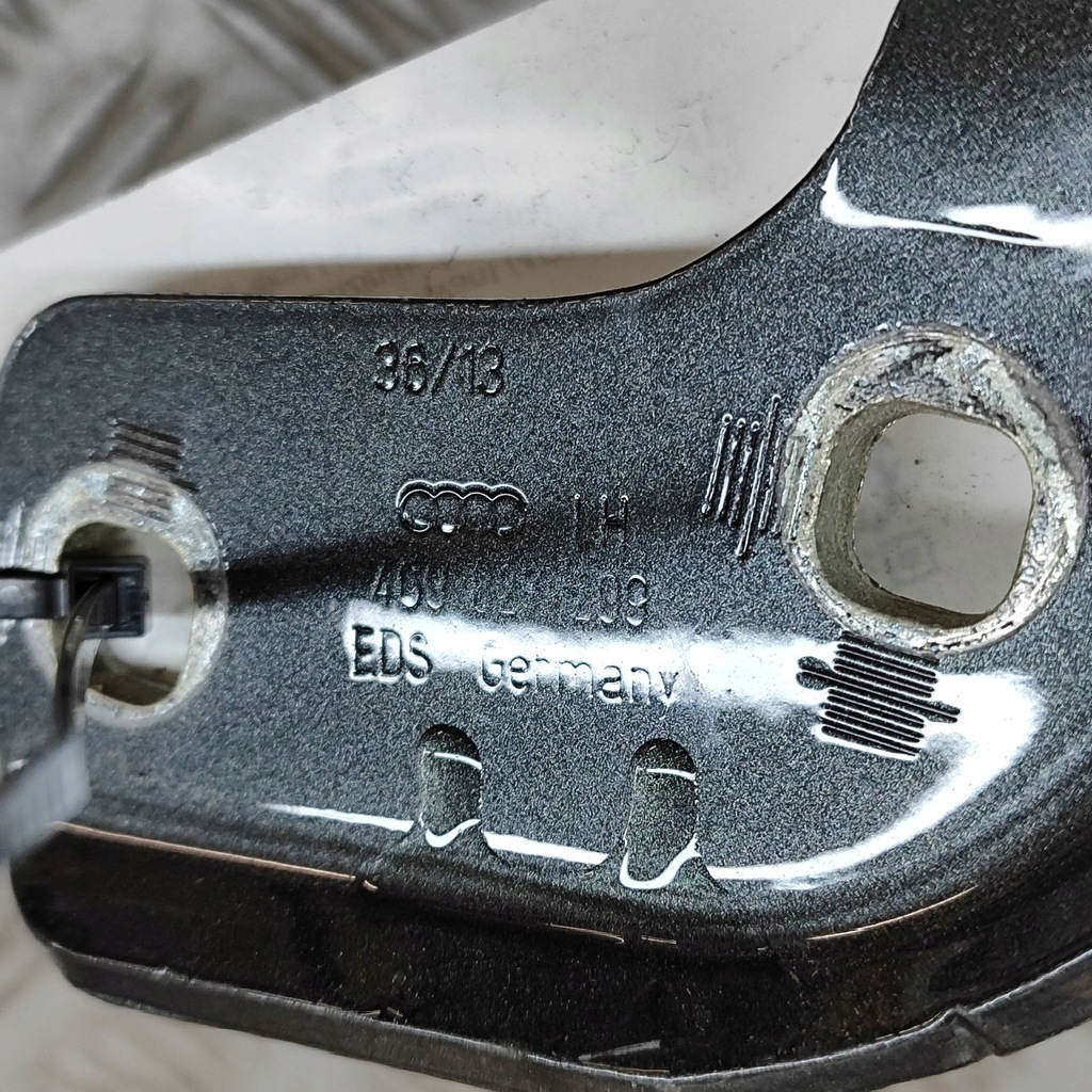 фото №8, Audi rs6 c7 2014 ліва сторона петля кришки задній багажника