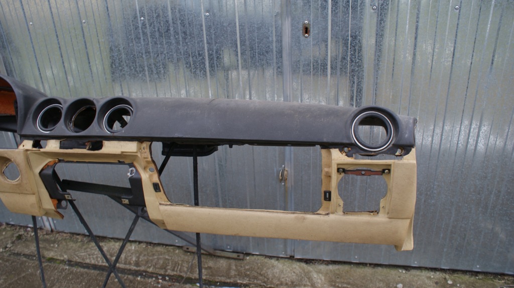 фото №7, Mercedes r107 sl slc панель приладів приладова консоль панель приладів 1076801008