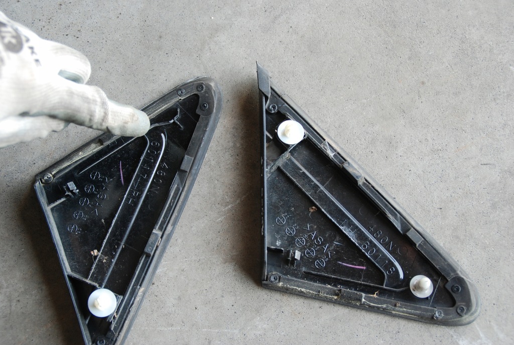 фото №3, Треугольник заглушка lexus rx330 rx400h rx350 rx