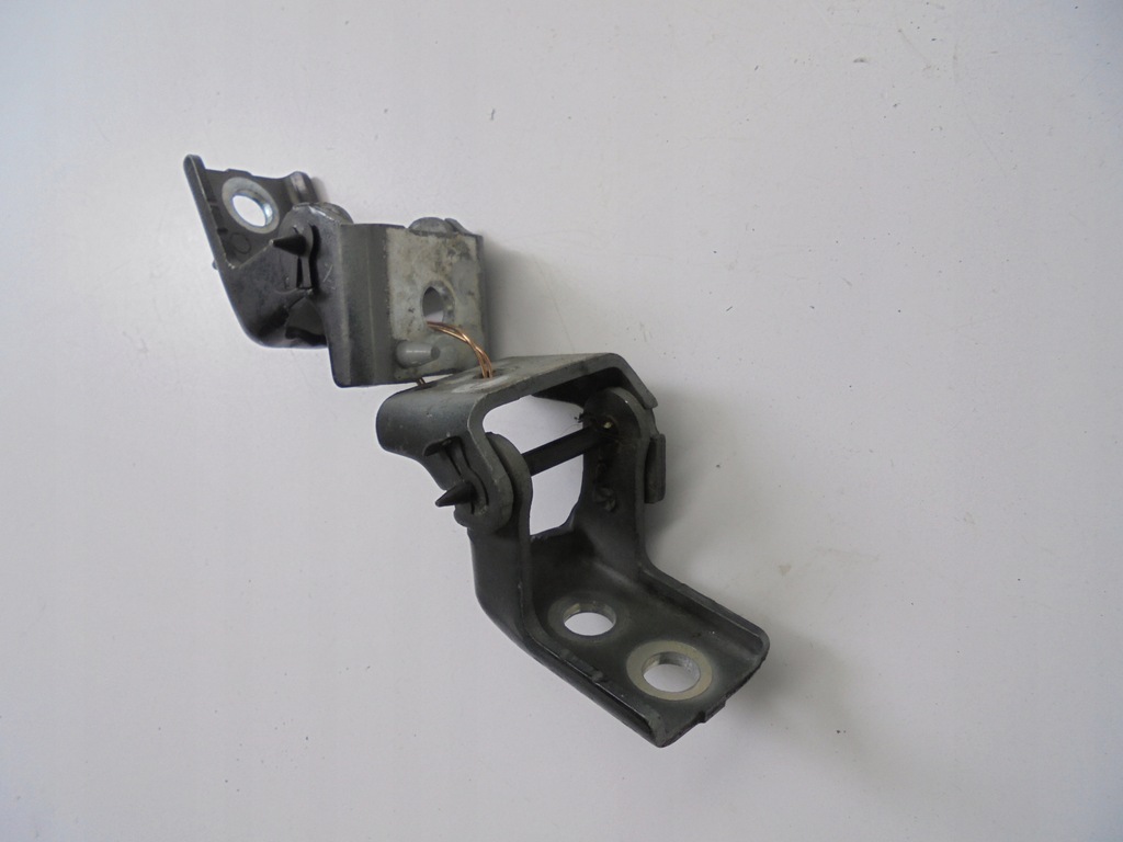 фото №1, Петли дверь левый перед peugeot 2008 i przed lift 1.2 бензин 15 rok ktv