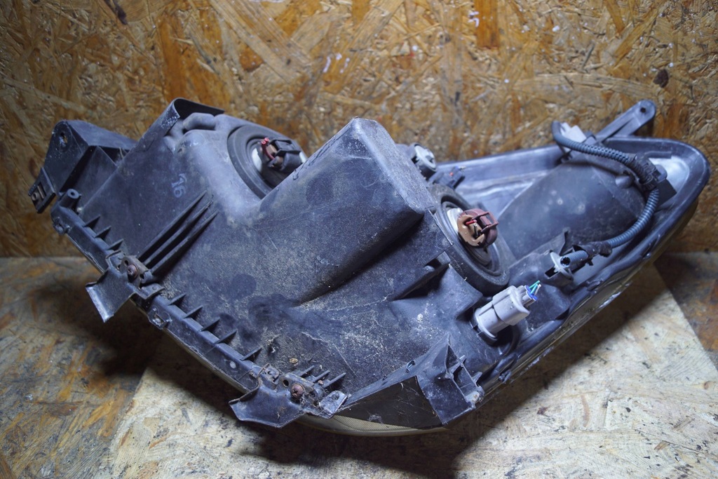 фото №14, Toyota corolla verso ii лампа правий перед c2047