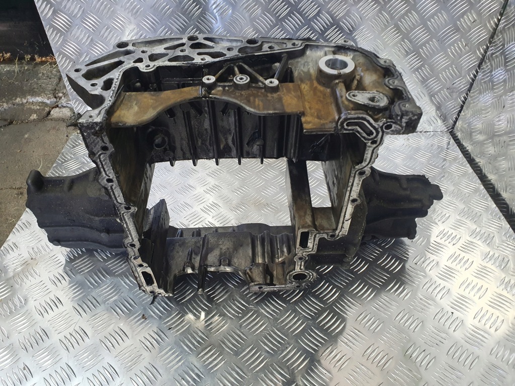 Audi оригинальный номер 059103603af поддон масляная Цена