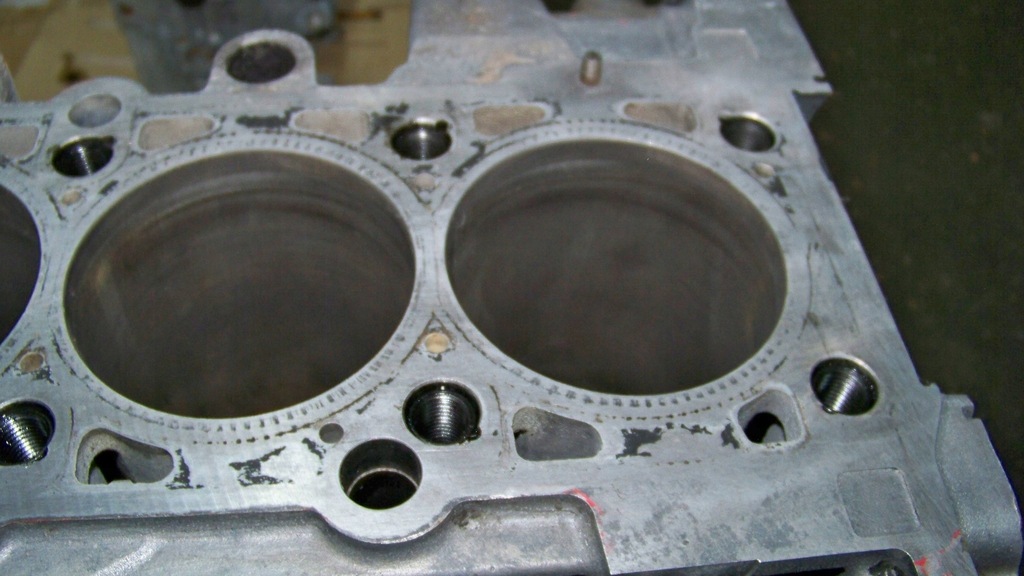 фото №13, Vw t5 2.5 tdi axd 04r блок двигуна