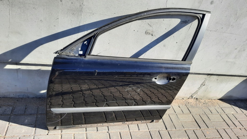 фото №1, Дверь левая перед volvo s40 ii v50 04-12r