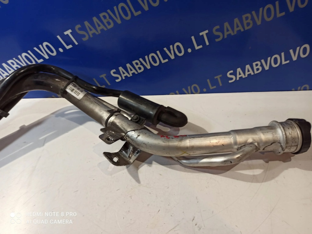 фото №1, Volvo s60 2012 заливная горловина топлива