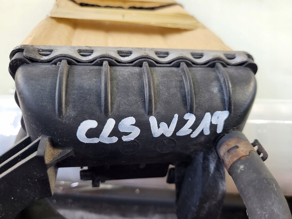 фото №14, Интеркулер радиатор 3.5 cgi mercedes cls c219 w219 a2115001402