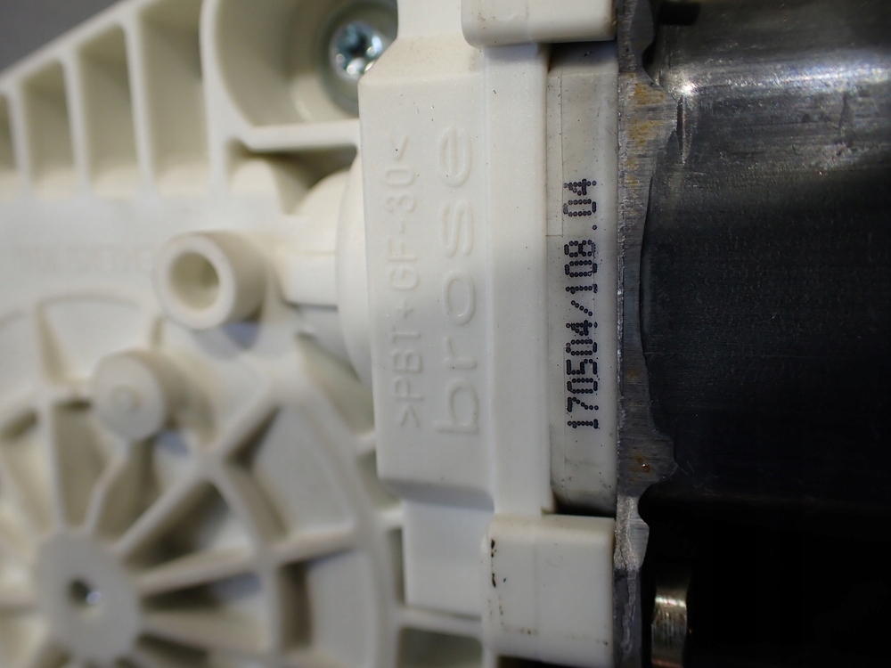 фото №7, Подъемник окон правый перед mercedes w169 a200