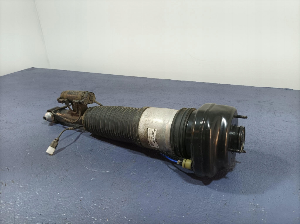 фото №6, Bmw 7 g11 g12 lci амортизатор пневматический задняя правый 7915953