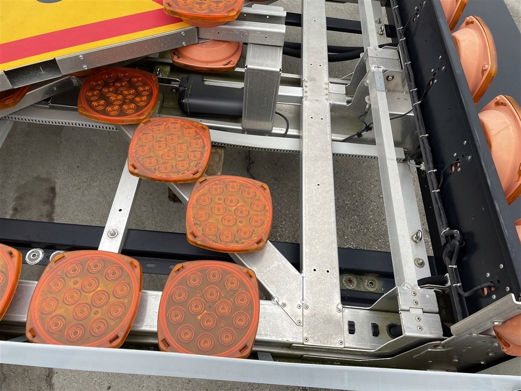 фото №9, Треугольник экран дисплей roboty дальний kogut bus pilot