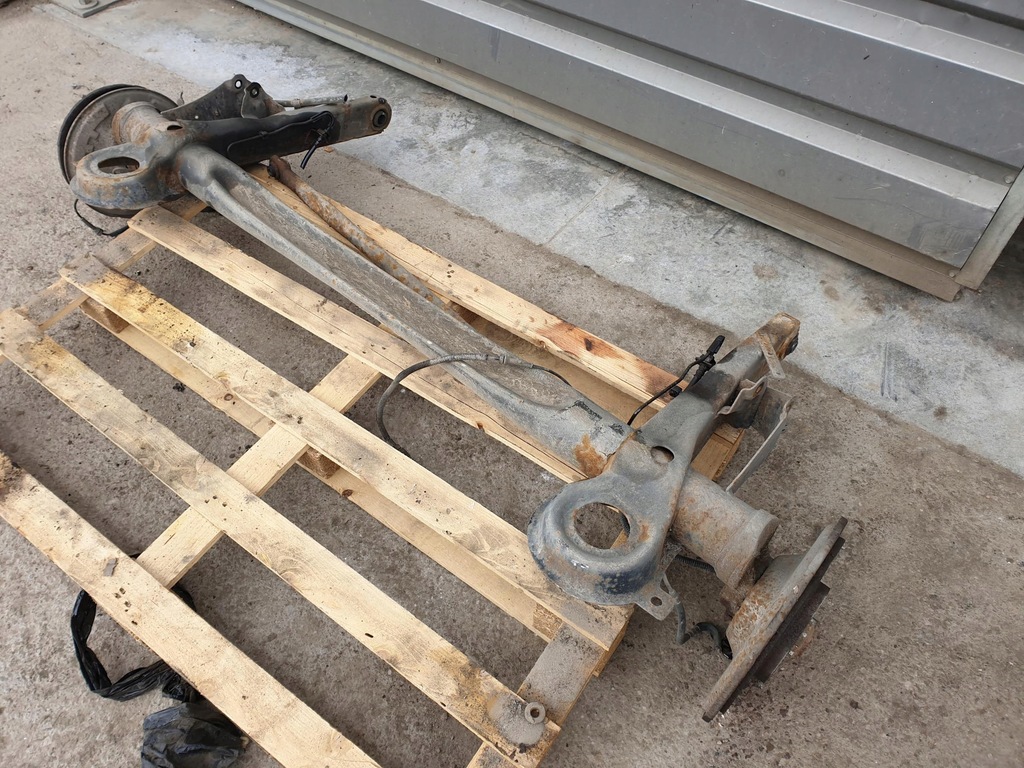 фото №5, Балка задня oś lancia phedra