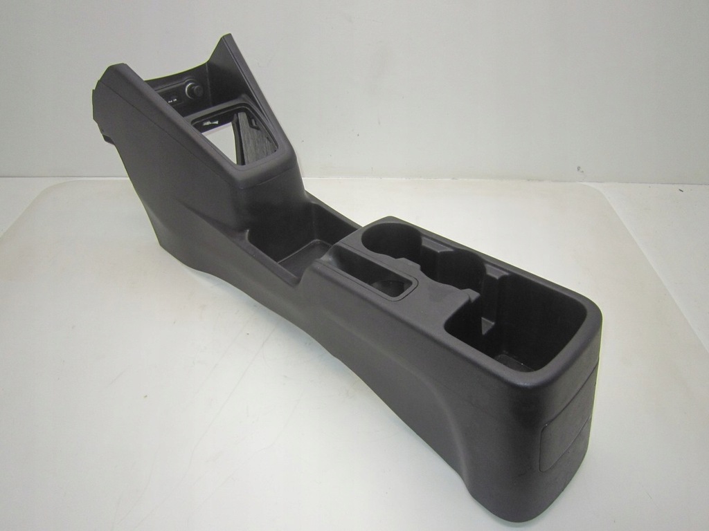 фото №1, Hyundai ix20 туннель средний вход usb