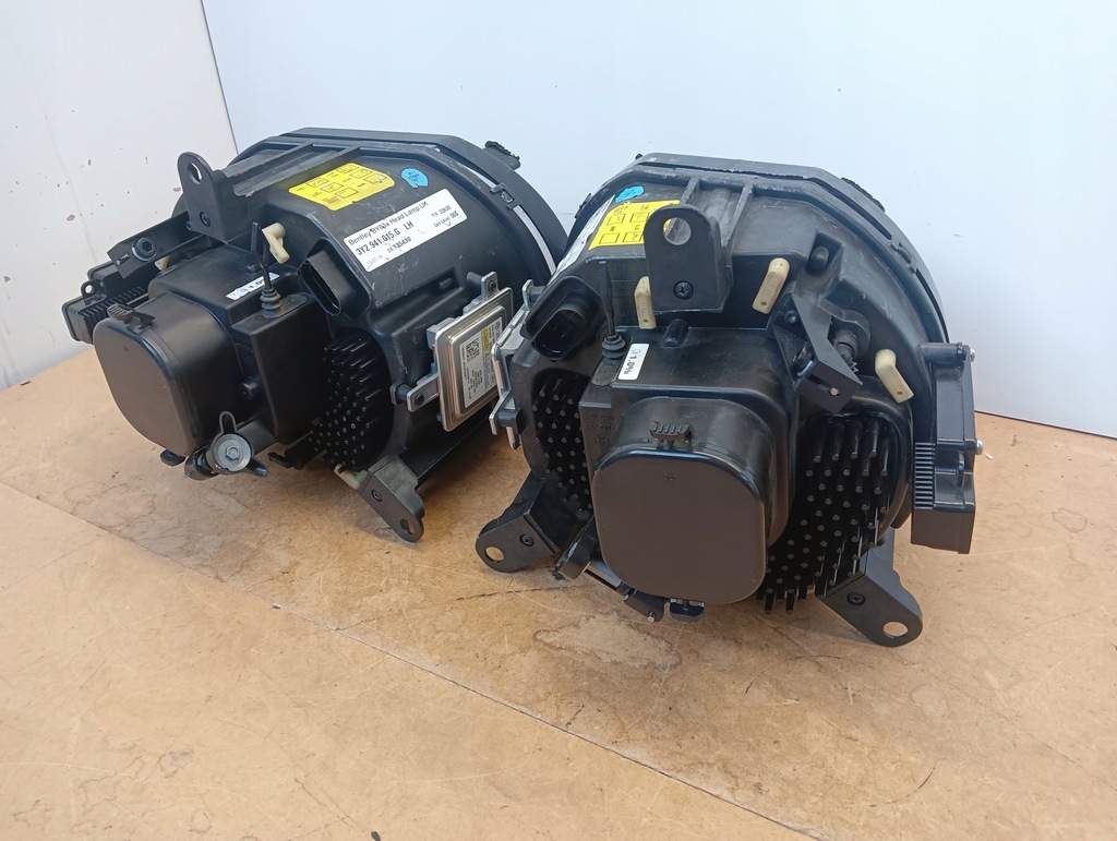 фото №8, Лампы bentley mulsanne 3y2 uk