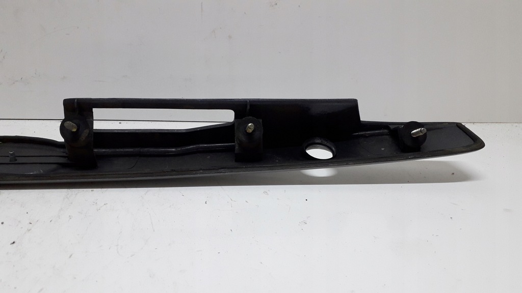 фото №13, Hyundai elantra 00-06 молдинг крышки задний накладка