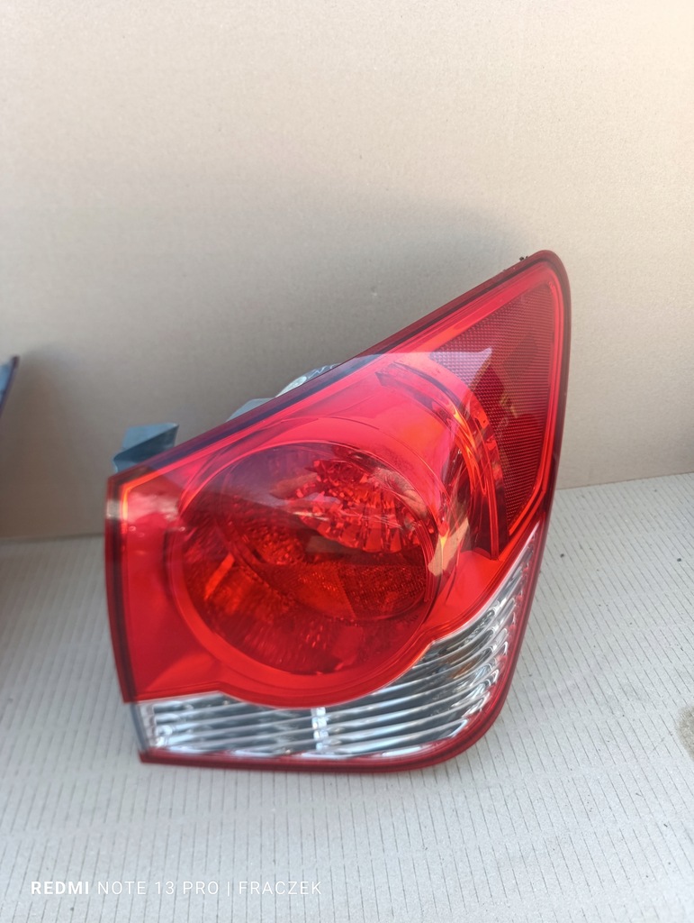 фото №10, Chevrolet cruze kombi лампа задня права lub ліва europa ładna!