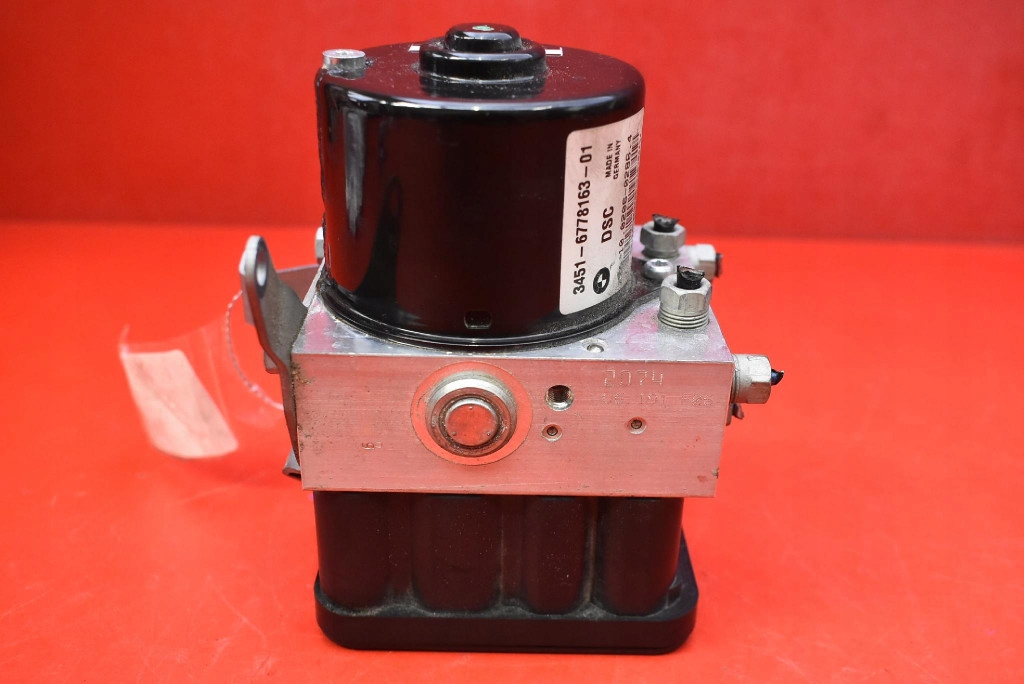 Насос abs 6778163 10.0206-0286.4 bmw e90 e91 2.0i 129 km 04-10 с Разборки