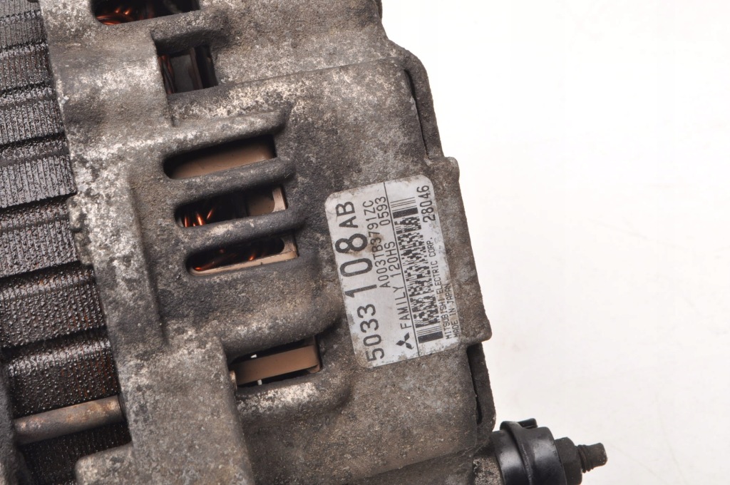 Chrysler pt cruiser 1.6 генератор 5033108ab Зі Шроту