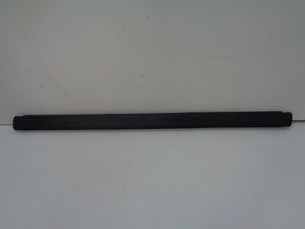 фото №1, Maserati levante прокладка двері правий задня