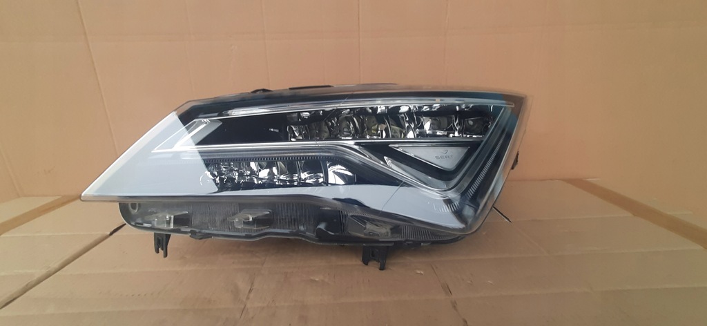 фото №5, Лампа перед левая seat ateca full led 16-