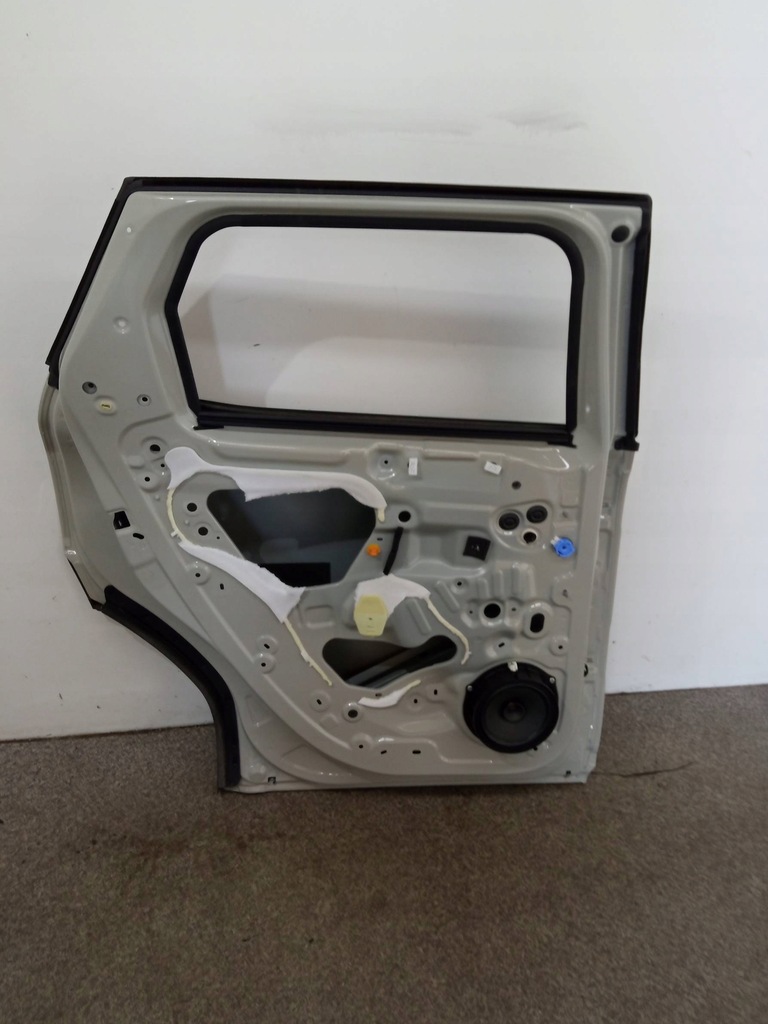 фото №9, Дверь левая задняя dacia duster iii 2024-
