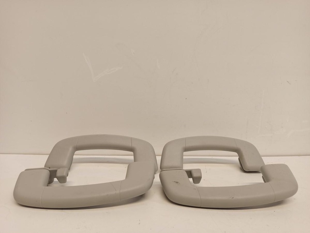 фото №1, Skoda karoq ручки крепления комплект 2g0857643